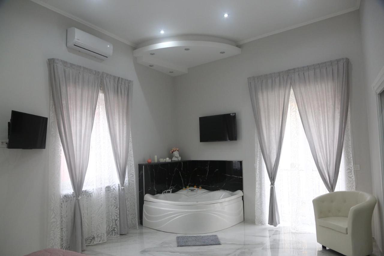 Opera Bed & Breakfast