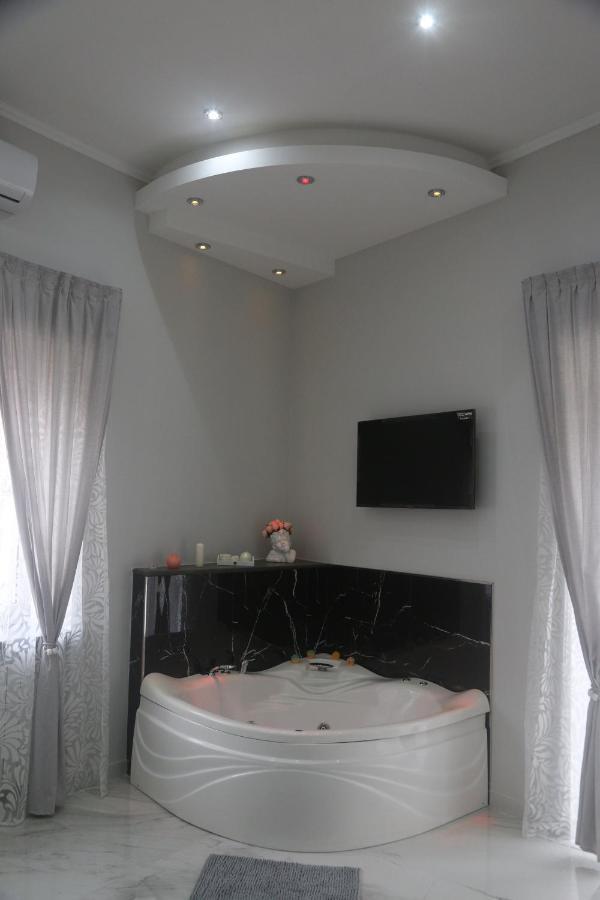 Opera Bed & Breakfast